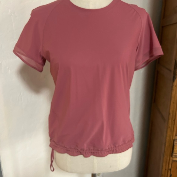 Lululemon Find Focus Cinch Top in Cherry Tint - Picture 5 of 7